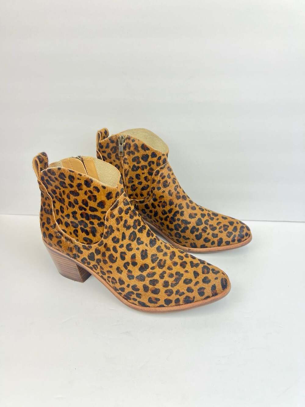 Ugg kingsburg calf hair leopard print zip up heel  ankle boots brown Size 10